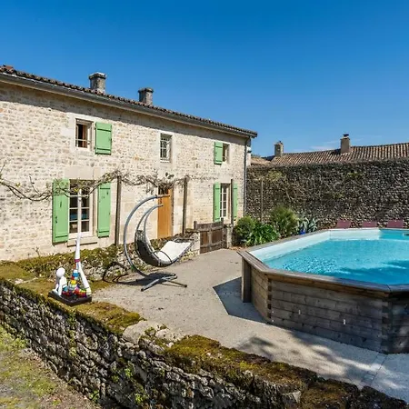O 4 Saisons De Breilbon 3* Germond-Rouvre
